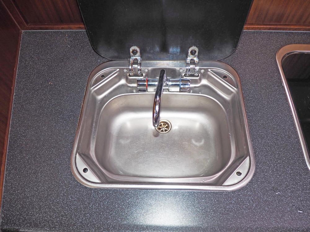 Vorschiff, Innenausstattung